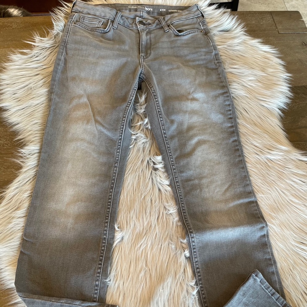 Calvin Klein Light Wash Black Skinny Jeans Size 30